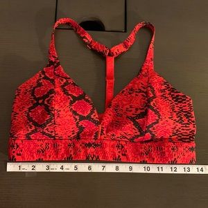 ADIDAS IVY PARK Heart - Snakeskin Print Triangle Red Black Sports bra Size M
